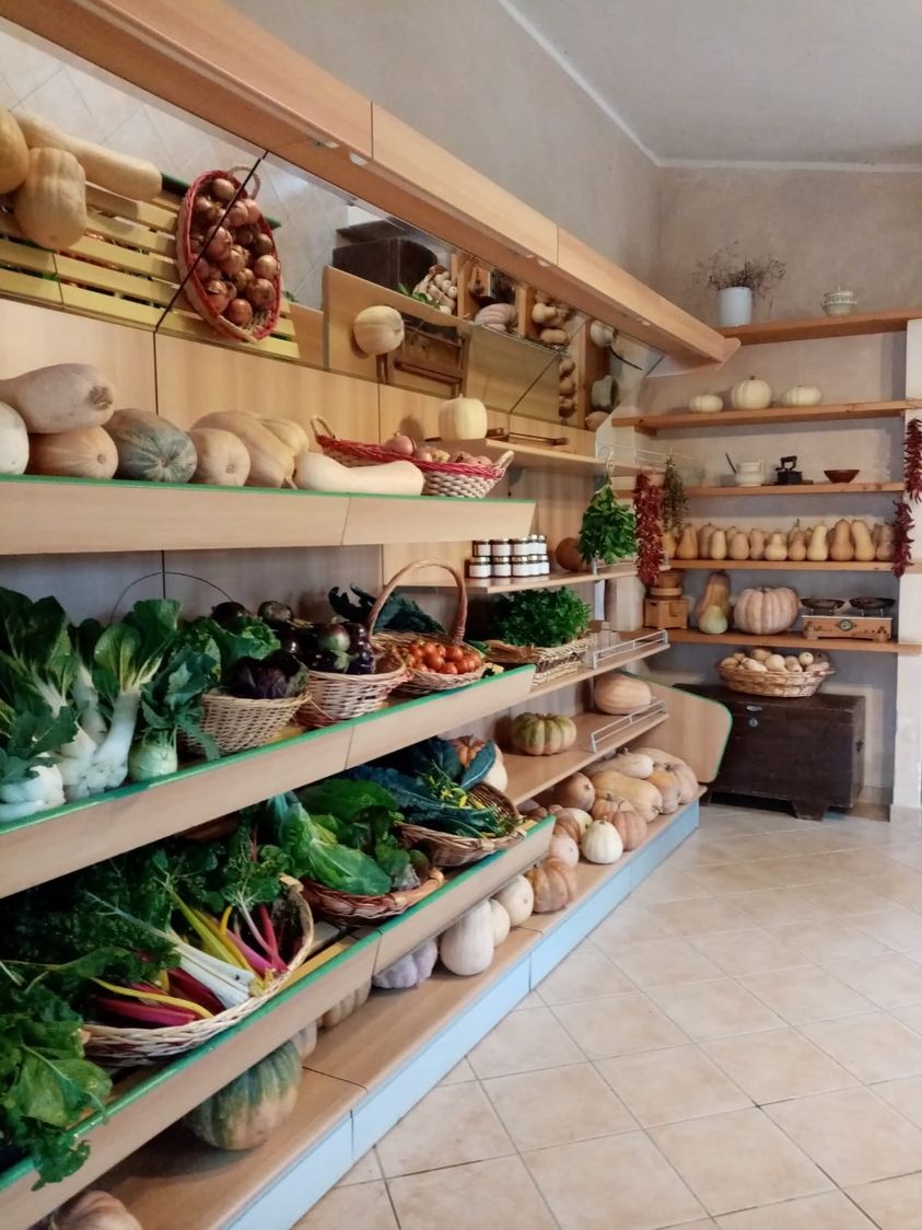 Figura 8. Azienda Angelone - Punto vendita aziendale